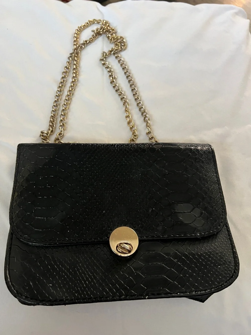 Women's Black Faux-Snakeskin Chain Shoulder Bag with Gold Hardware